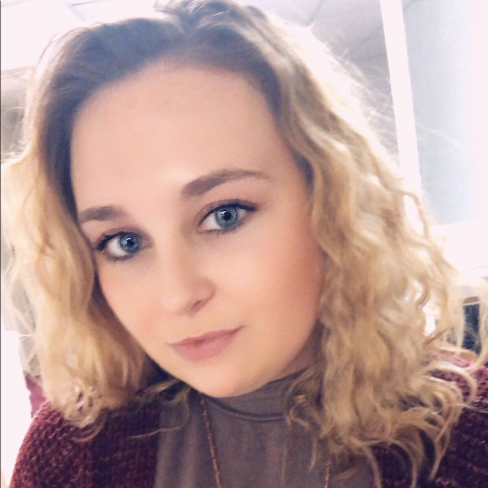 Meet your Posher, Lillian